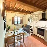Tuscan With Fantastic Views In Iano Apartament Montaione