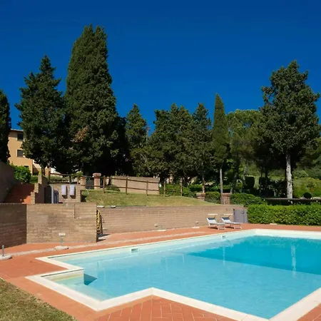 Tuscan With Fantastic Views In Iano *